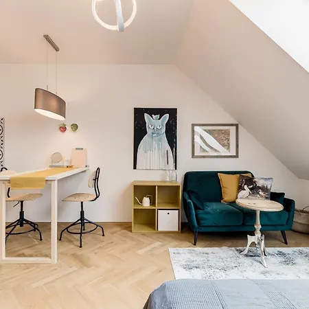 - Cosy Nest - Design *